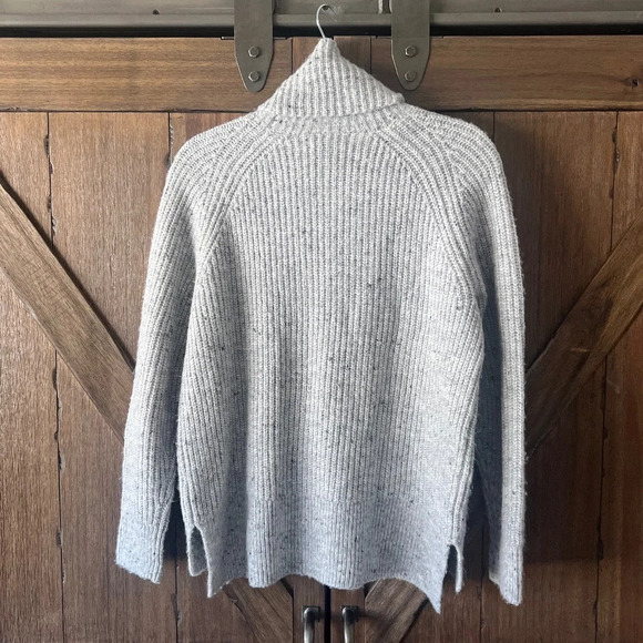 Madewell Mercer Knit Turtleneck Grey Wool Blend Sweater Size Medium EUC - Picture 4 of 7